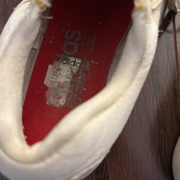 Vintage Adidas racing flats. Size 11 men’s in good condition. Only a few races. - Picture 4 of 6